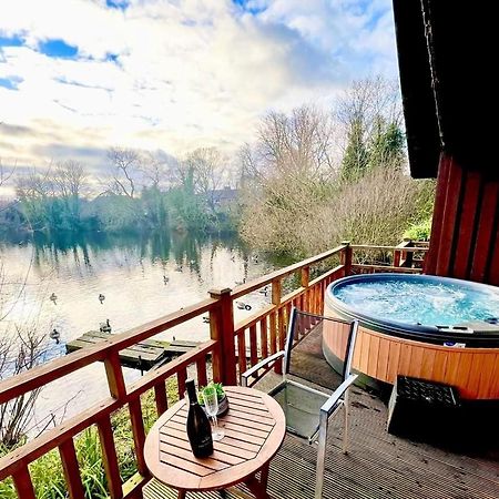 Holly Lodge 12 Hot Tub York Eksteriør billede